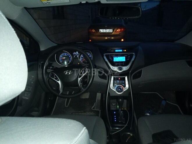 Hyundai Elantra 2011, 260,000 km - 1.8 l - Tovuz