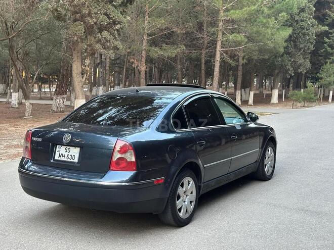Volkswagen Passat 2004, 299,000 km - 1.8 л - Sumqayıt