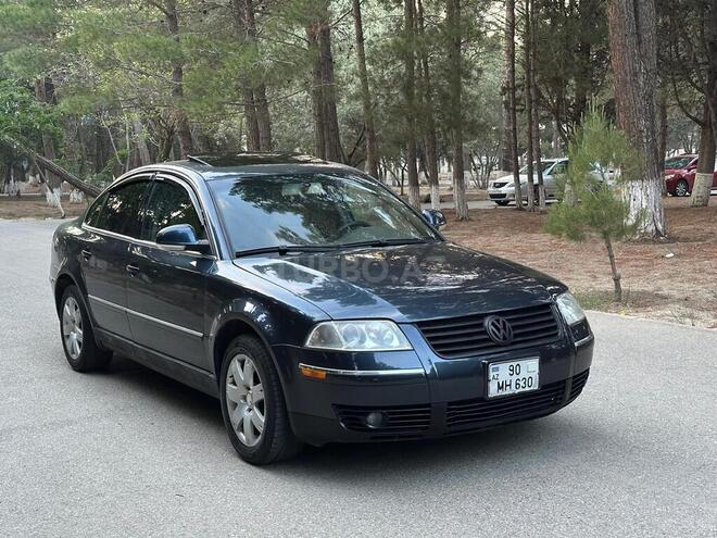 Volkswagen Passat 2004, 299,000 km - 1.8 л - Sumqayıt