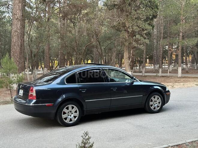 Volkswagen Passat 2004, 299,000 km - 1.8 л - Sumqayıt