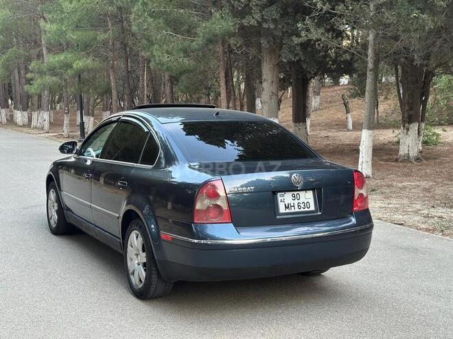 Volkswagen Passat 2004, 299,000 km - 1.8 л - Sumqayıt