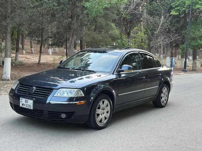 Volkswagen Passat 2004, 299,000 km - 1.8 л - Sumqayıt