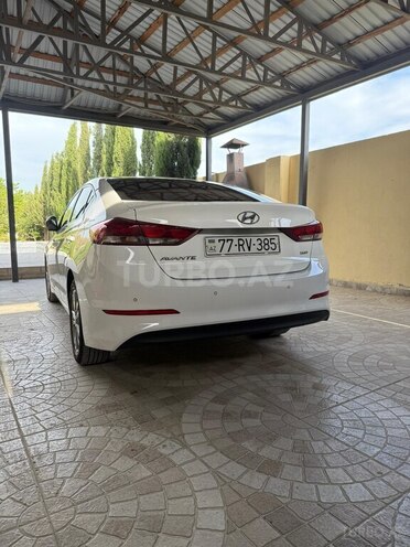 Hyundai Avante 2018, 206,000 km - 1.6 l - Bakı