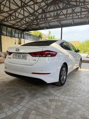 Hyundai Avante 2018, 206,000 km - 1.6 l - Bakı