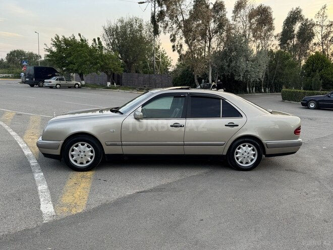Mercedes E 230 1996, 325,000 km - 2.3 l - Sumqayıt