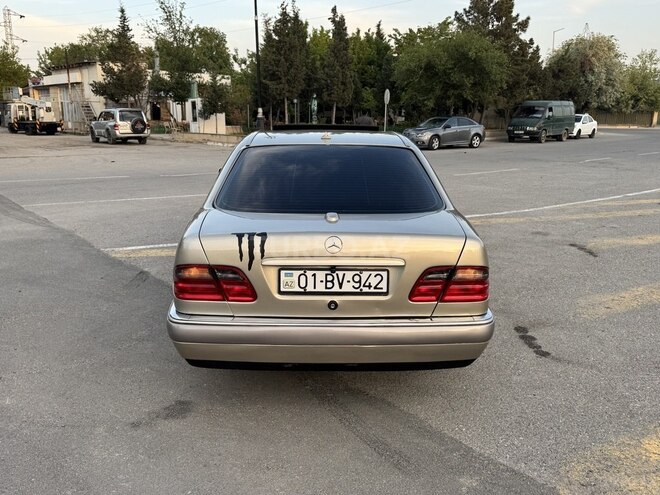 Mercedes E 230 1996, 325,000 km - 2.3 l - Sumqayıt