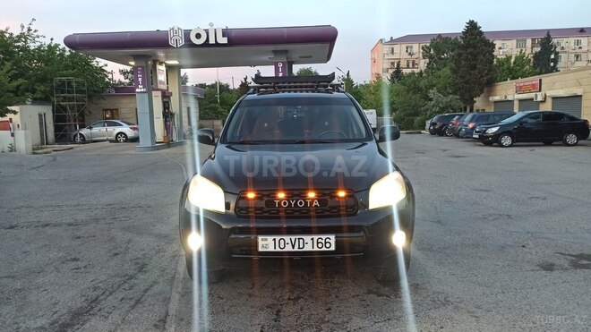 Toyota RAV4 2006, 285,000 km - 2.4 l - Sumqayıt