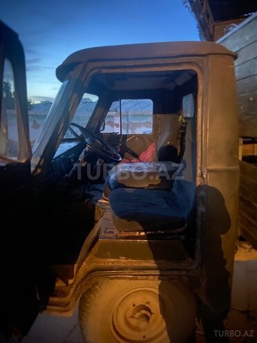 UAZ 3303 1987, 500,000 km - 2.4 l - Salyan
