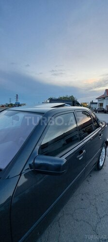 Mercedes C 240 1999, 364,225 km - 2.4 l - Ucar