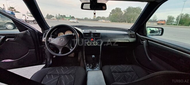 Mercedes C 240 1999, 364,225 km - 2.4 l - Ucar