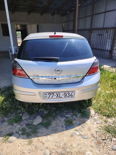 Opel Astra 2009, 183,000 km - 1.4 l - Beyləqan
