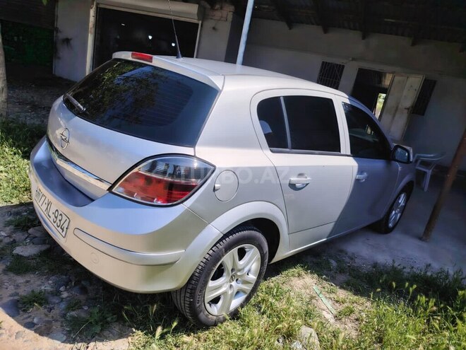 Opel Astra 2009, 183,000 km - 1.4 l - Beyləqan