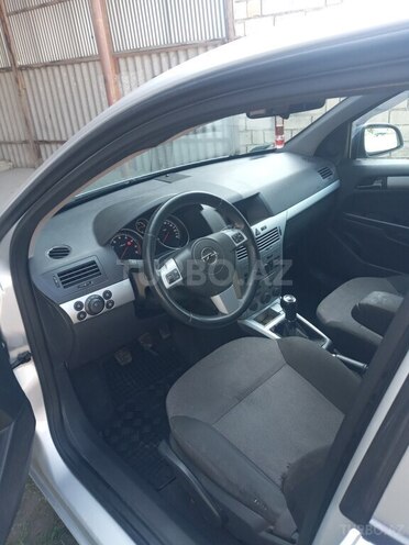 Opel Astra 2009, 183,000 km - 1.4 l - Beyləqan