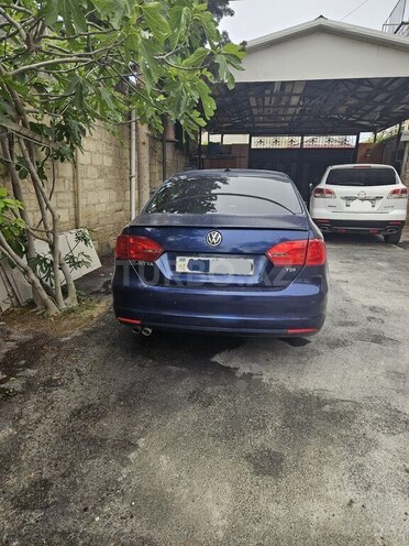 Volkswagen Jetta 2011, 220,000 km - 2.0 l - Bakı