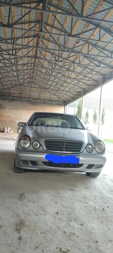 Mercedes E 220 d 2001, 550,000 km - 2.2 l - Bakı