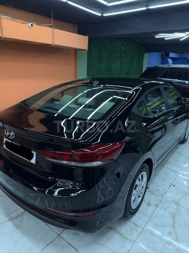Hyundai Elantra 2018, 79,000 km - 2.0 l - Bakı