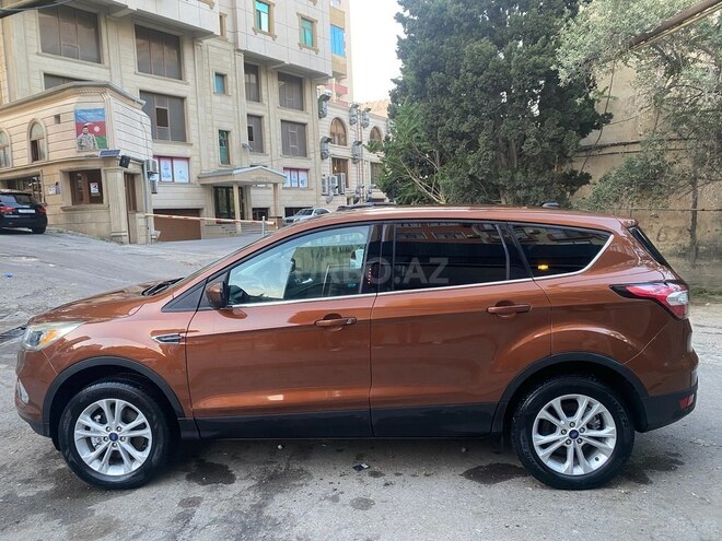 Ford Escape 2017, 135,000 km - 1.5 l - Bakı