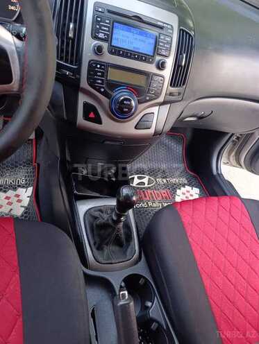 Hyundai i30 2008, 261,800 km - 1.4 l - Bakı
