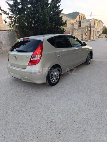 Hyundai i30 2008, 261,800 km - 1.4 l - Bakı