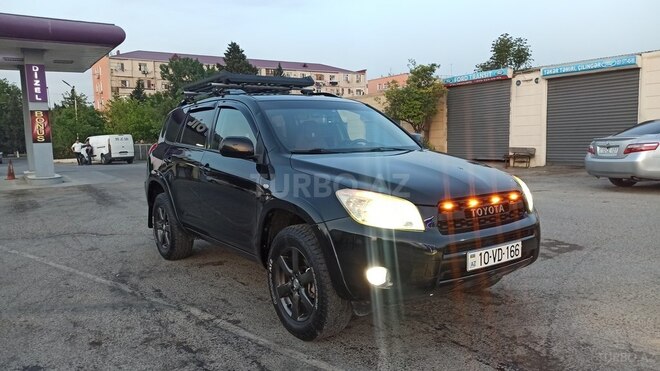 Toyota RAV4 2006, 285,000 km - 2.4 l - Sumqayıt