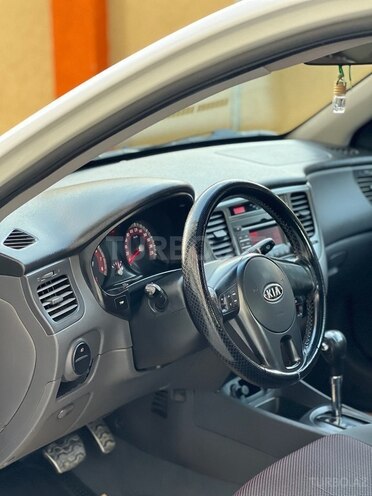 Kia Rio 2011, 217,000 km - 1.6 l - Bakı