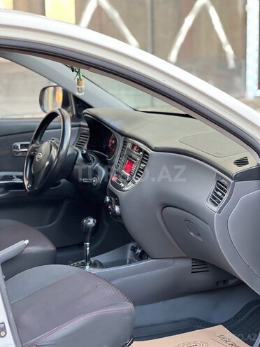 Kia Rio 2011, 217,000 km - 1.6 l - Bakı