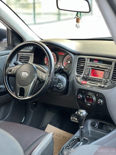 Kia Rio 2011, 217,000 km - 1.6 l - Bakı