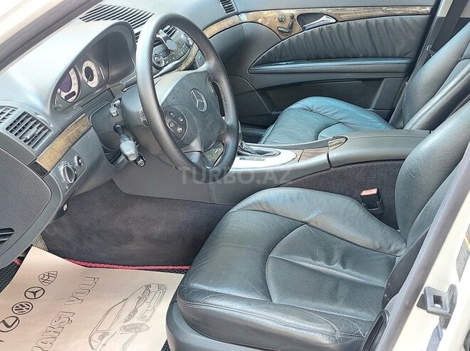 Mercedes E 320 2003, 251,000 km - 3.2 l - Bakı