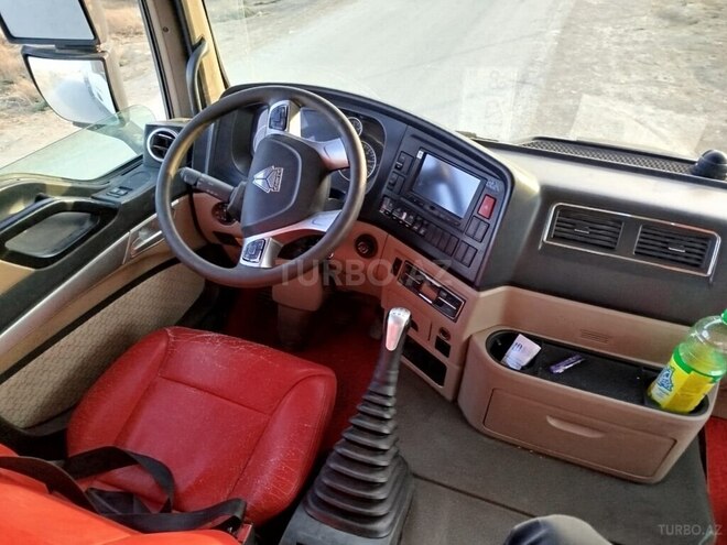 HOWO Sinotruk 2021, 22,000 km - 12.0 l - Bakı
