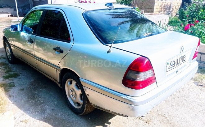 Mercedes C 220 d 1994, 230,000 km - 2.2 l - Neftçala