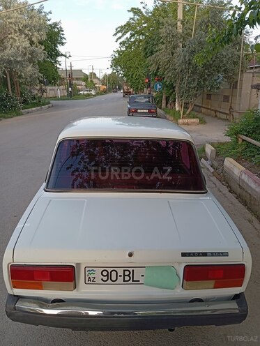 LADA (VAZ) 2107 2007, 50,000 km - 1.7 л - Salyan
