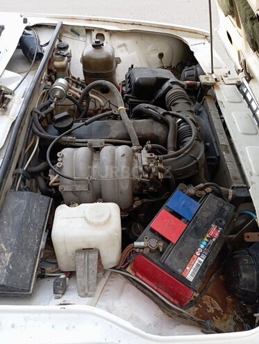 LADA (VAZ) 2107 2007, 50,000 km - 1.7 л - Salyan