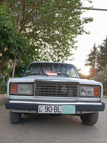LADA (VAZ) 2107 2007, 50,000 km - 1.7 л - Salyan