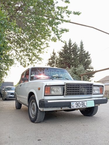 LADA (VAZ) 2107 2007, 50,000 km - 1.7 л - Salyan