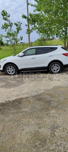 Hyundai Santa Fe-14