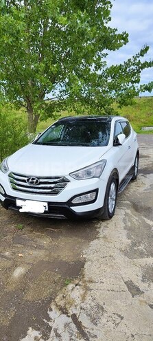 Hyundai Santa Fe-13