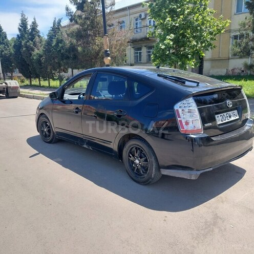 Toyota Prius 2005, 288,636 km - 1.5 l - Gəncə