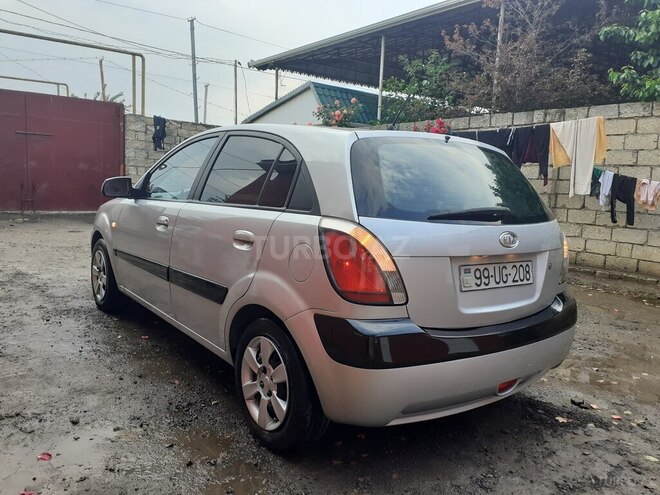 Kia Rio 2007, 389,000 km - 1.5 l - Biləsuvar