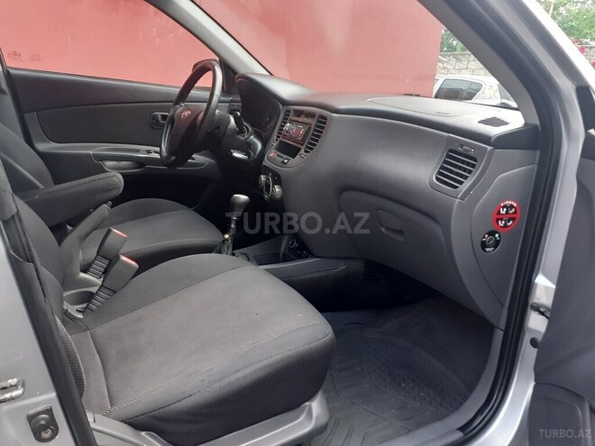 Kia Rio 2007, 389,000 km - 1.5 l - Biləsuvar