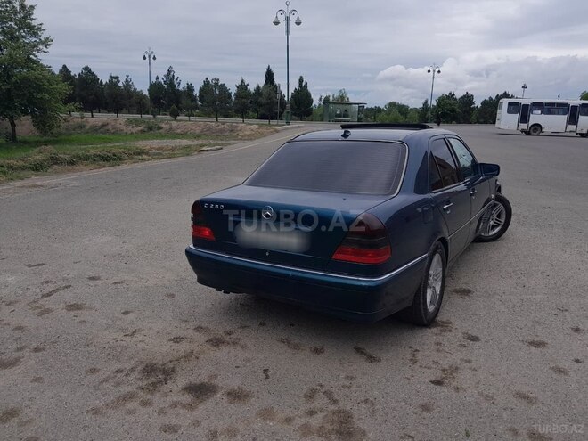 Mercedes C 280 1997, 220,411 km - 2.8 l - Bakı