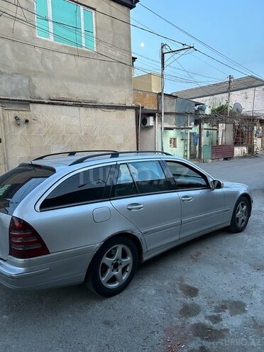 Mercedes C 220 d 2003, 325,000 km - 2.2 l - Bakı