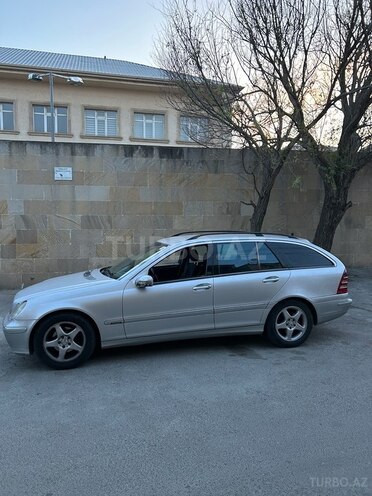 Mercedes C 220 d 2003, 325,000 km - 2.2 l - Bakı