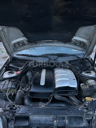 Mercedes C 220 d 2003, 325,000 km - 2.2 l - Bakı
