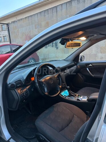 Mercedes C 220 d 2003, 325,000 km - 2.2 l - Bakı