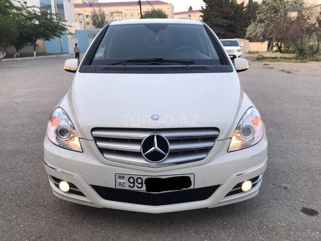Mercedes B 180 2009, 143,000 km - 1.7 л - Sumqayıt
