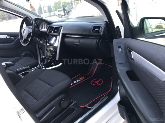 Mercedes B 180 2009, 143,000 km - 1.7 л - Sumqayıt