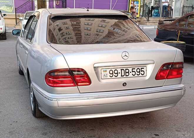 Mercedes E 220 d 2000, 420,000 km - 2.2 л - Bakı
