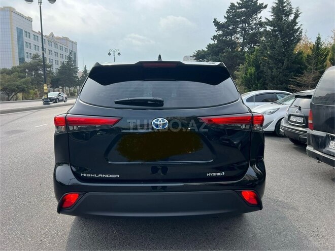 Toyota Highlander 2023, 26,000 km - 2.5 l - Bakı