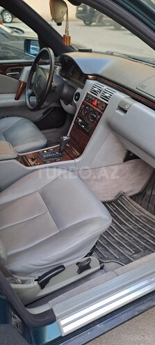 Mercedes E 230 1996, 350,000 km - 2.3 l - Bakı