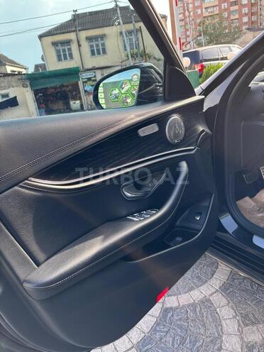 Mercedes E 200 4MATIC 2018, 149,000 km - 2.0 l - Bakı